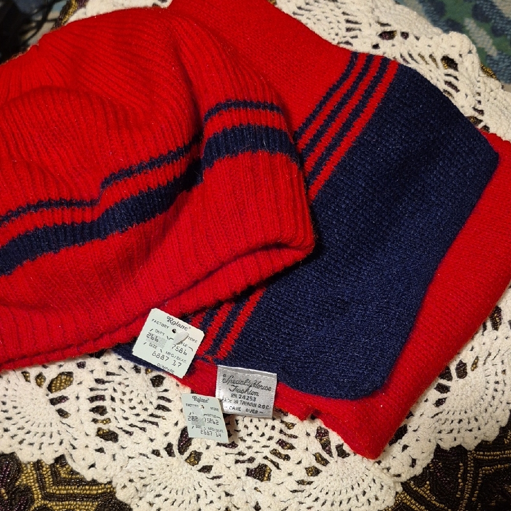 Vintage 70s Red and Blue Striped Scarf and Hat Set